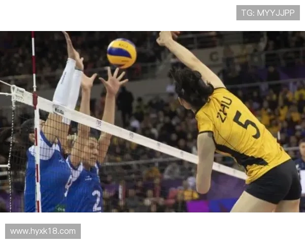 阿森纳全队缠黑纱悼曼宁格